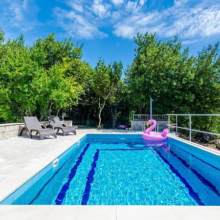 Feriehus Croatia Lovorno