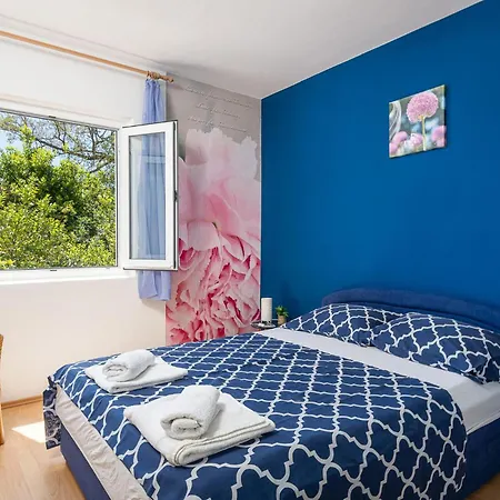 4 Bedroom Lovely In